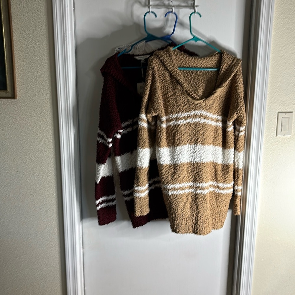 Resell 3 boutique NEW with tags long sleeve popcorn sweaters